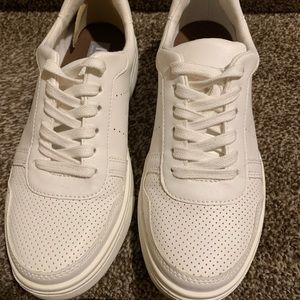 MIA Lace up perforated sneakers